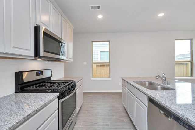 25746 Hickory Pecan Trail, Tomball, TX 77375