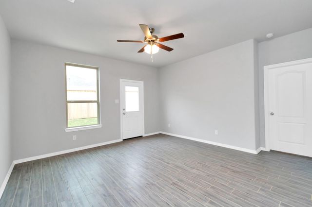 25746 Hickory Pecan Trail, Tomball, TX 77375