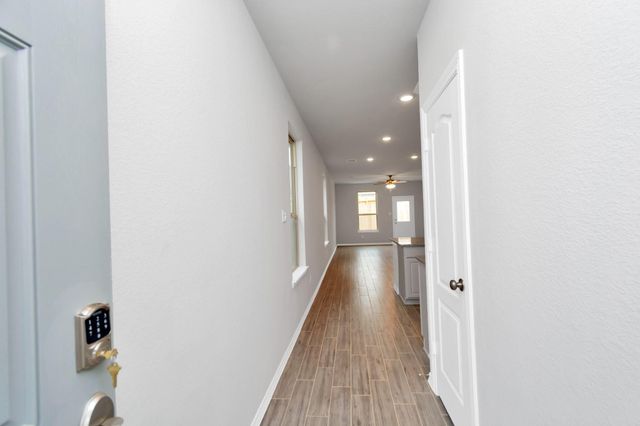 25746 Hickory Pecan Trail, Tomball, TX 77375