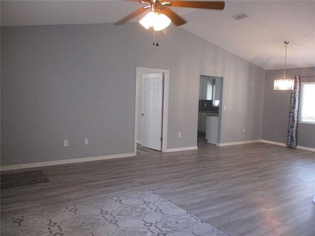 Image 19 of property listing at 14464 SW 112TH CIRCLE, Dunnellon, FL 34432