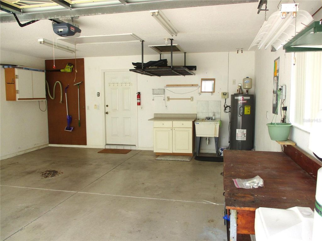 Image 45 of property listing at 14464 SW 112TH CIRCLE, Dunnellon, FL 34432