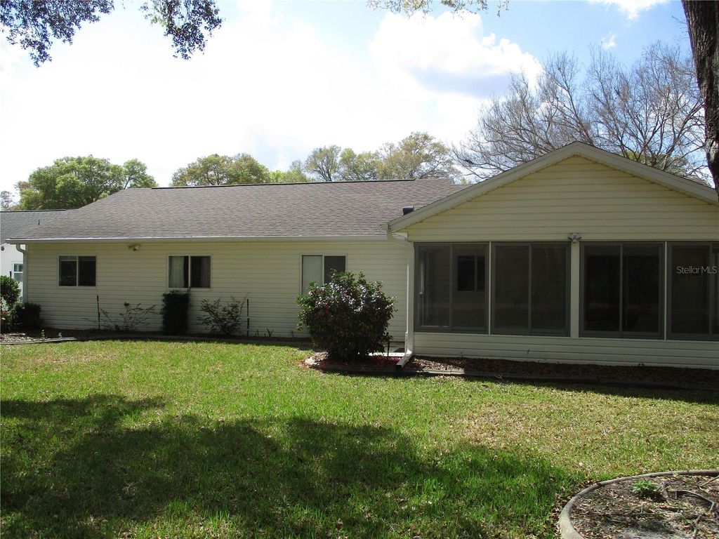 Image 55 of property listing at 14464 SW 112TH CIRCLE, Dunnellon, FL 34432