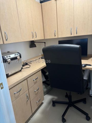 5701 Collins Ave 912, Miami Beach, FL 33140