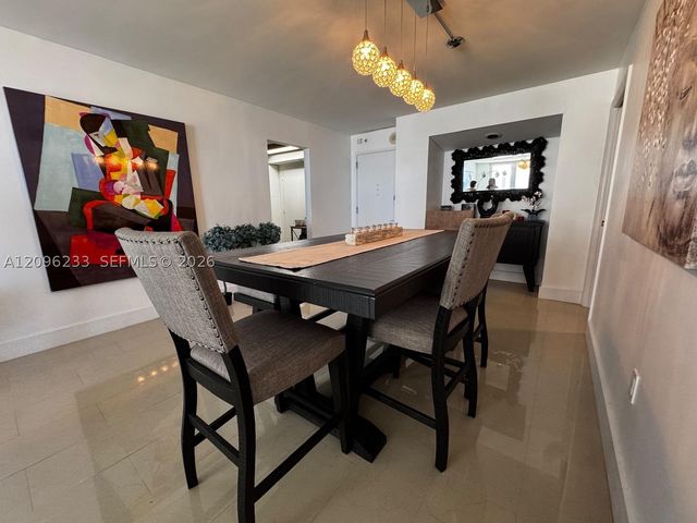 5701 Collins Ave 912, Miami Beach, FL 33140