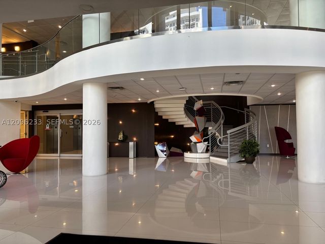 5701 Collins Ave 912, Miami Beach, FL 33140