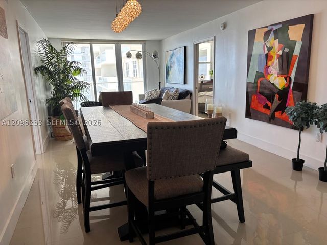 5701 Collins Ave 912, Miami Beach, FL 33140