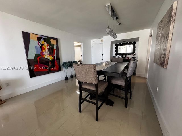 5701 Collins Ave 912, Miami Beach, FL 33140