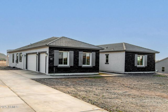 1907 W Brooke Lane, Queen Creek, AZ 85144