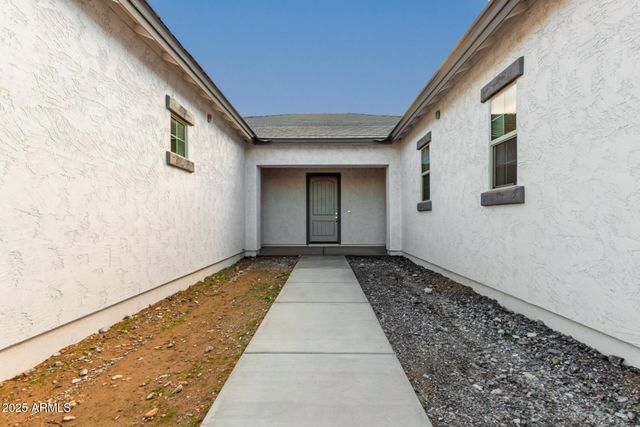 1907 W Brooke Lane, Queen Creek, AZ 85144