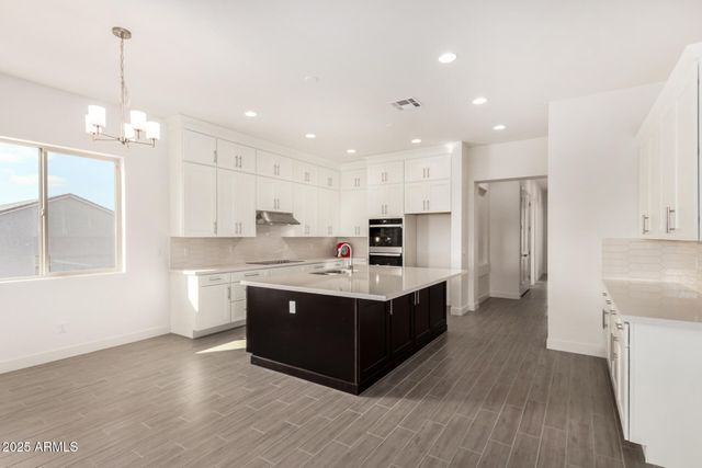 1907 W Brooke Lane, Queen Creek, AZ 85144