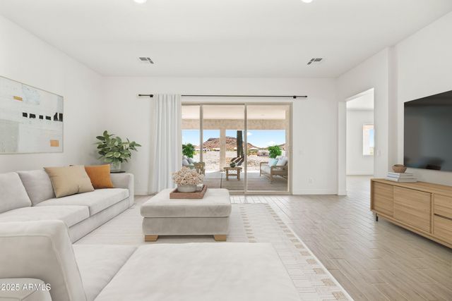 1907 W Brooke Lane, Queen Creek, AZ 85144