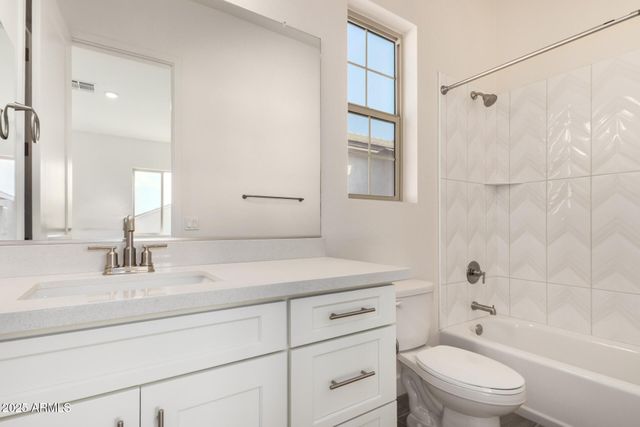 1907 W Brooke Lane, Queen Creek, AZ 85144