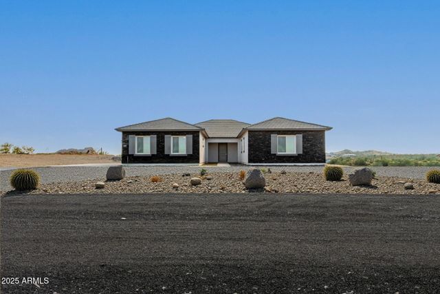 1907 W Brooke Lane, Queen Creek, AZ 85144