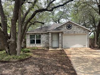 16131 IKE LN, Selma, TX 78154