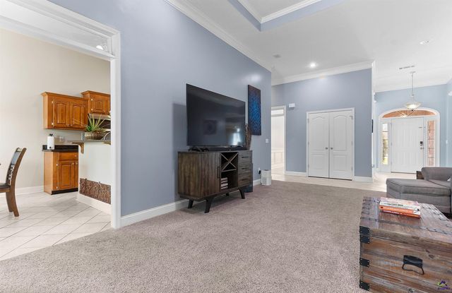 301 Hathersage Drive, Kathleen, GA 31047