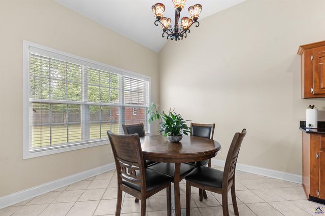 301 Hathersage Drive, Kathleen, GA 31047