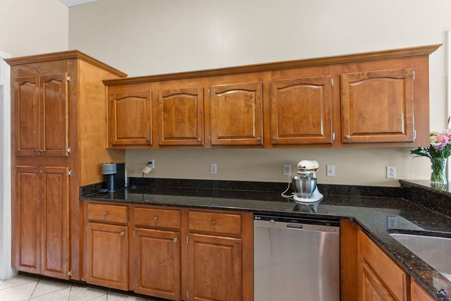 301 Hathersage Drive, Kathleen, GA 31047