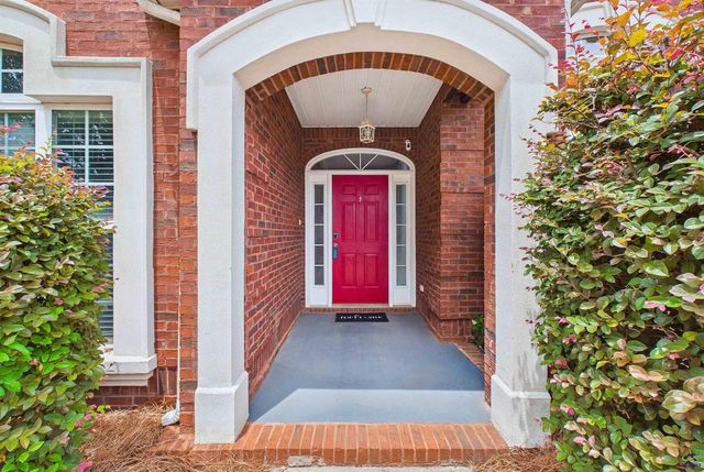 301 Hathersage Drive, Kathleen, GA 31047