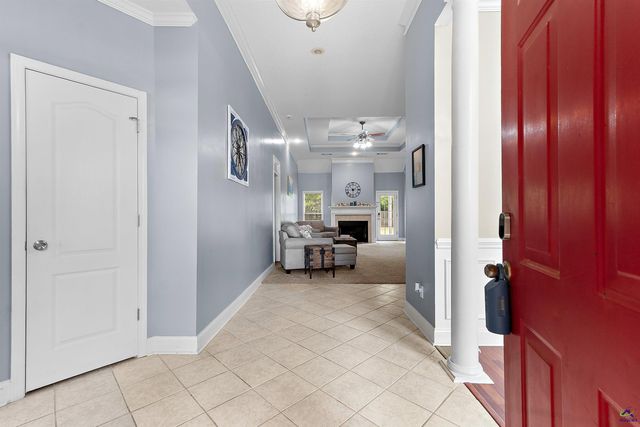 301 Hathersage Drive, Kathleen, GA 31047