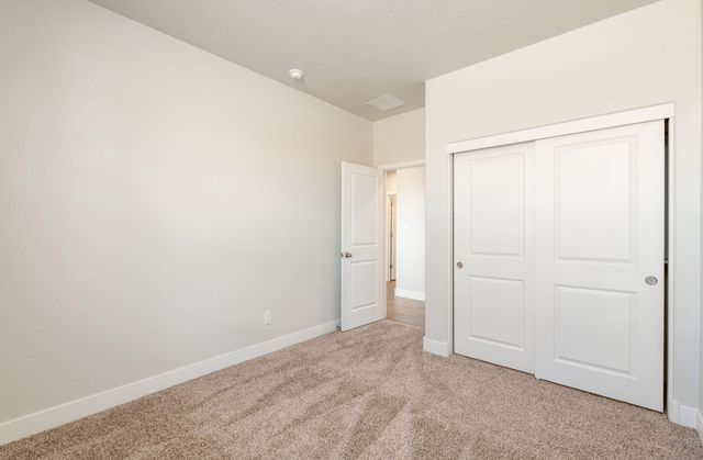 6932 Sydney Drive NE, Rio Rancho, NM 87144