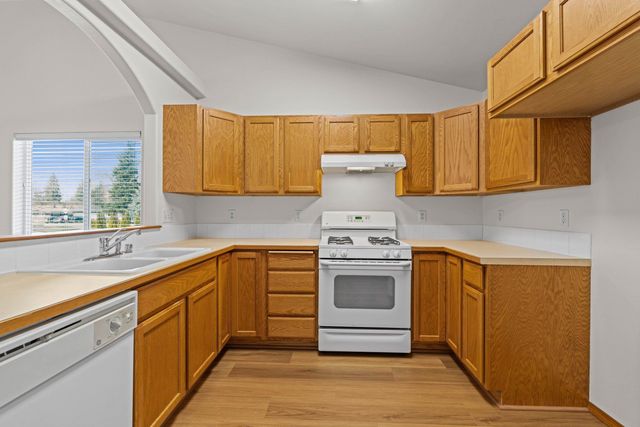 1215 S Van Marter Ln, Spokane Valley, WA 99206