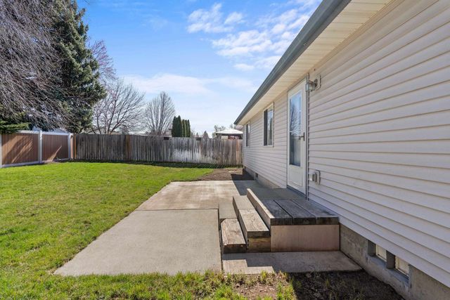 1215 S Van Marter Ln, Spokane Valley, WA 99206