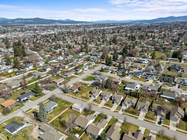 1215 S Van Marter Ln, Spokane Valley, WA 99206