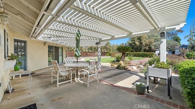 1304 Farrand Road, Fallbrook, CA 92028