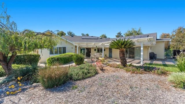 1304 Farrand Road, Fallbrook, CA 92028