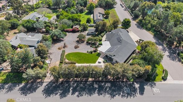 1304 Farrand Road, Fallbrook, CA 92028