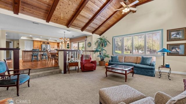 1304 Farrand Road, Fallbrook, CA 92028