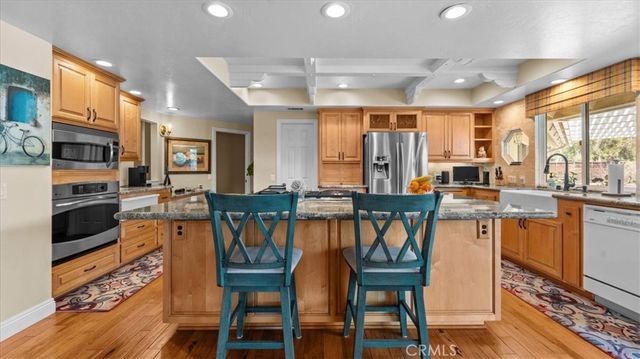 1304 Farrand Road, Fallbrook, CA 92028