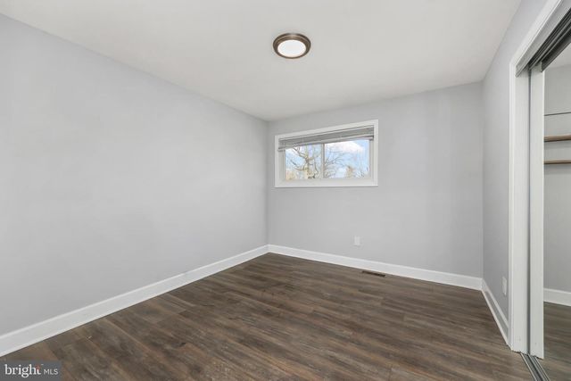 1001 WOODS PL, Alexandria, VA 22302