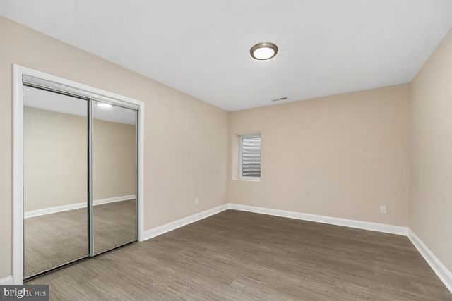 1001 WOODS PL, Alexandria, VA 22302