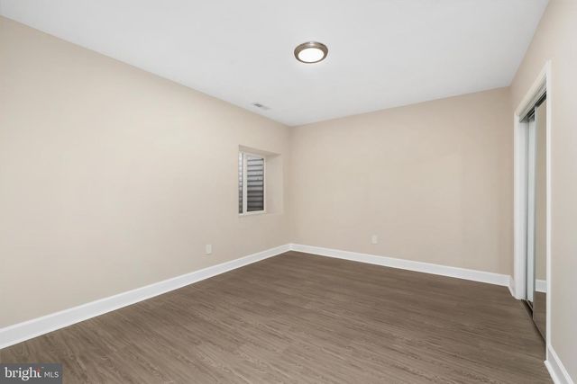 1001 WOODS PL, Alexandria, VA 22302