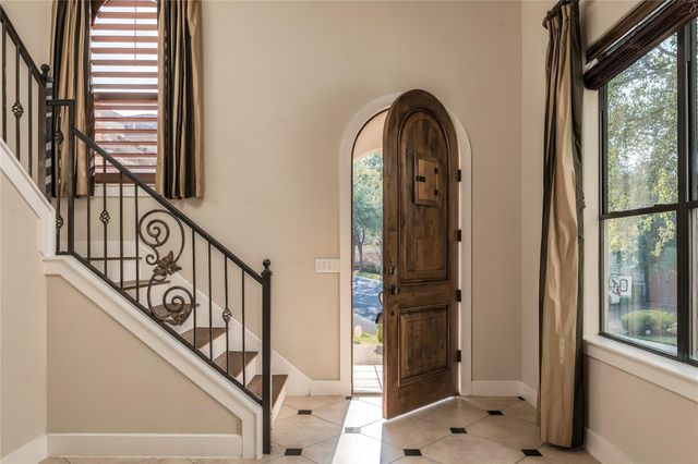 1036 Liberty Park DR 20, Austin, TX 78746