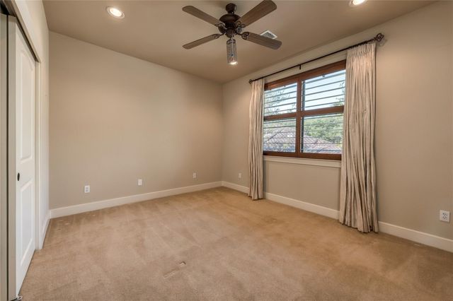1036 Liberty Park DR 20, Austin, TX 78746
