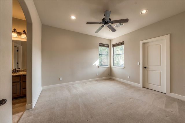 1036 Liberty Park DR 20, Austin, TX 78746