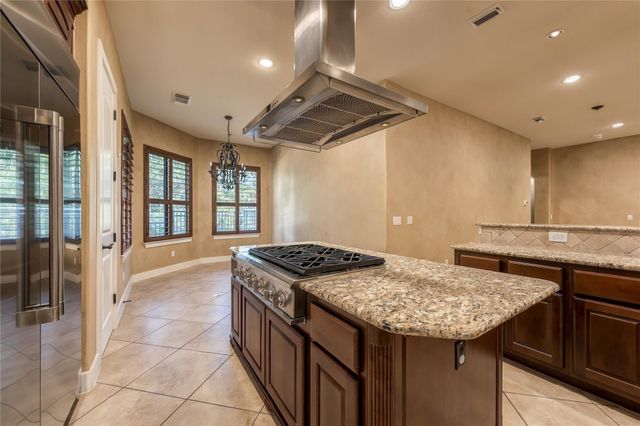 1036 Liberty Park DR 20, Austin, TX 78746