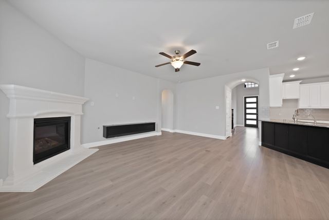 3101 Millstone Lane, Mansfield, TX 76084