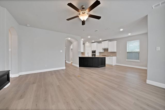 3101 Millstone Lane, Mansfield, TX 76084