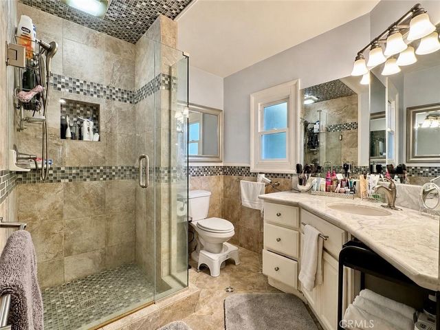 1450 W Wedgewood Drive, Anaheim, CA 92801