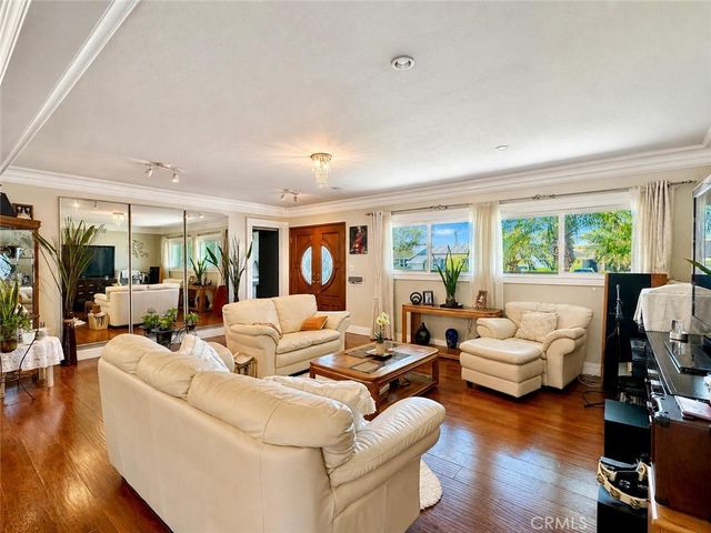 1450 W Wedgewood Drive, Anaheim, CA 92801