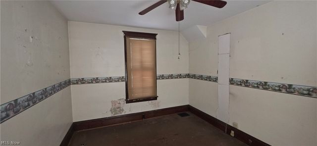 813 N 5th Street, Toronto, OH 43964