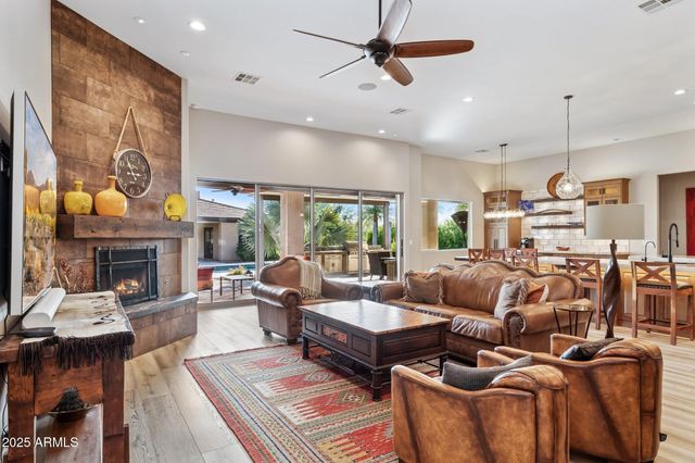 1510 E CLOUD Road, Phoenix, AZ 85086