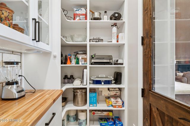 1510 E CLOUD Road, Phoenix, AZ 85086