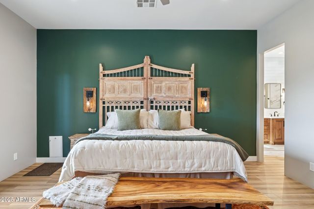 1510 E CLOUD Road, Phoenix, AZ 85086