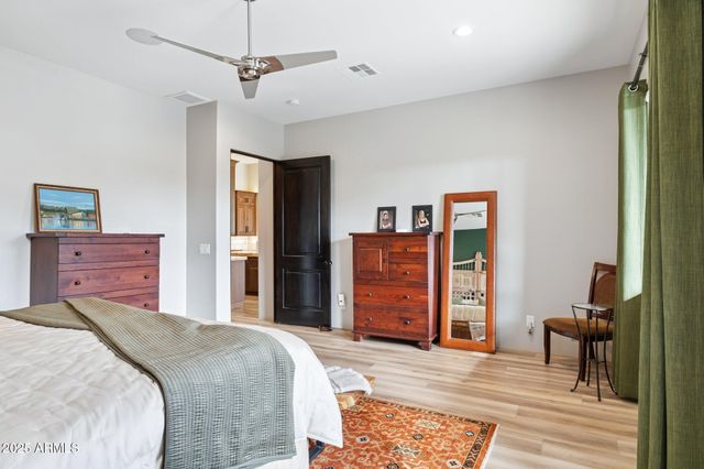 1510 E CLOUD Road, Phoenix, AZ 85086