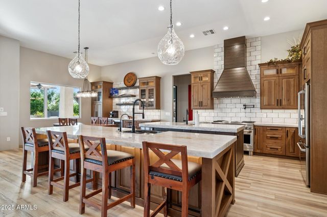 1510 E CLOUD Road, Phoenix, AZ 85086