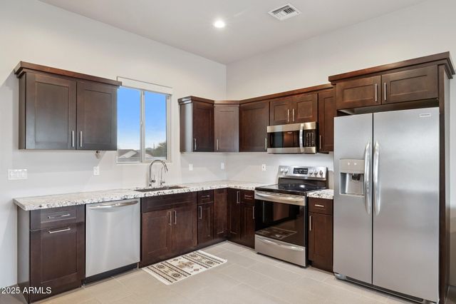 1510 E CLOUD Road, Phoenix, AZ 85086